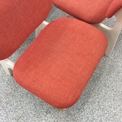 【ニトリのリラックスシリーズ】 ダイニングセット　ニトリ　NITORI　リラックシリーズ　食卓テーブルセット　2人掛け　イス2脚　布座面　：アイボリー/オレンジの画像