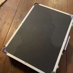 エフェクター　
ケースの画像