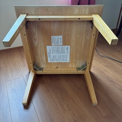 木製四角小形テーブル&キッズポールの2点セットの画像