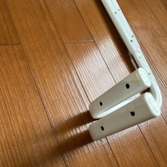 イケア　ハンガーラック　壁　２本セットの画像