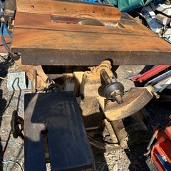 電動丸鋸の画像