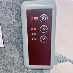 遠赤外線デスクヒーター 温度調節機能付きの画像
