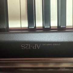 電子ピアノ　中古の画像