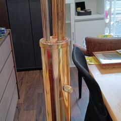 アンティーク　フロアライト　スタンドライト　フラワー　花　ガラス　金　ゴールド　調光ライト　サイズ（約）直径29×高166　　■近隣配送無料 買取GO‼　栄和店の画像