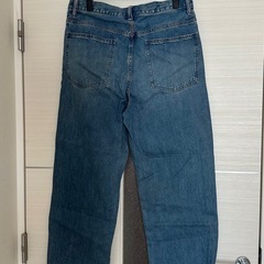 UNIQLO ワイドストレートジーンズの画像