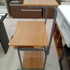 リユースのサカイ栃木店★ジモティ割あり★  PCデスク キャメル木目 W60×D52×H121 クリーニング済み TC11459の画像