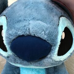 コストコ限定品 大きなスティッチ ぬいぐるみ 約80cm ブランケット付きの画像