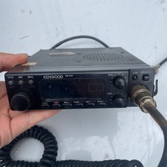 無線機TM 701の画像
