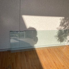 ガラステーブル上面のみ長方形1正方形大1中1の画像