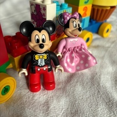 LEGOデュプロ ミッキーミニーのバースデーパレードの画像