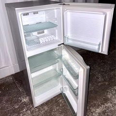 (運搬費込)(即日、深夜ok)SHARP 2002年　140Lの画像