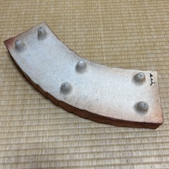 植木鉢の受け　陶器　カーブ　曲線　ガーデニング　北欧　おしゃれ　花壇の画像