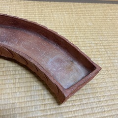 植木鉢の受け　陶器　カーブ　曲線　ガーデニング　北欧　おしゃれ　花壇の画像