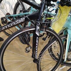 リユースのサカイ浦和店 【F277】⚫️自転車 キャノンディール クロスバイクの画像