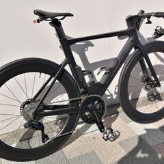 ホイール、タイヤのみ、　ホログラムノット64  　タイヤ　パナレーサーの画像