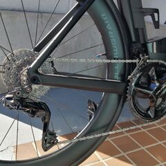 ホイール、タイヤのみ、　ホログラムノット64  　タイヤ　パナレーサーの画像