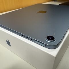 iPad Air 第4世代 64GB Wi-Fiモデル + Logicool コンボタッチの画像