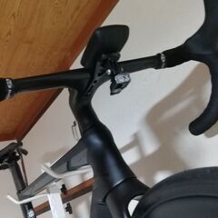 ホイール、タイヤのみ、　ホログラムノット64  　タイヤ　パナレーサーの画像