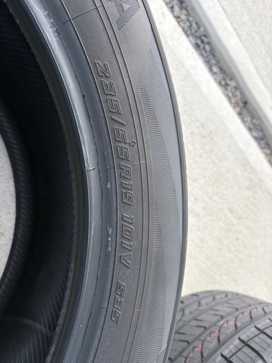 タイヤ4本 235/55r19 avid gt　新車外し　