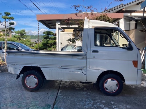 車検付き4WDダイハツハイゼットis