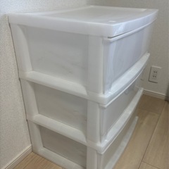 衣装ケースの画像