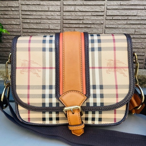 美品✨BURBERRY✨バーバリー✨ショルダーバッグ✨ノバチェック✨切り替え✨