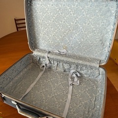 アメリカンツーリスターのスーツケース　ヴィンテージの画像