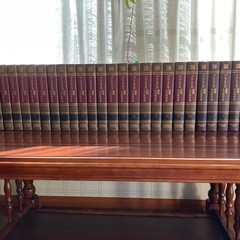 ブリタニカ国際大百科事典 + 年鑑1982〜2005 全54巻 美品の画像