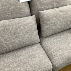 90分の無料軽トラック貸出サービス！ヘッドレスト付2人掛けソファーの画像