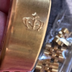 SALVECORD ゴールド 腕時計の画像