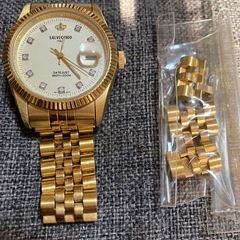 SALVECORD ゴールド 腕時計の画像