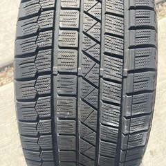 スタッドレスタイヤ 4本
の画像