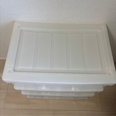 衣装ケースの画像