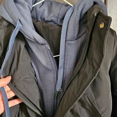 メンズ　ウィンタージャケット　フード付きの画像