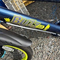 子供用自転車　バズ・ライトイヤーの画像