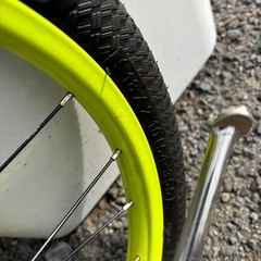 子供用自転車　バズ・ライトイヤーの画像