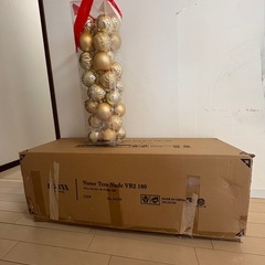 【取引中】LOWYA クリスマスツリー　180cm オーナメント付きの画像