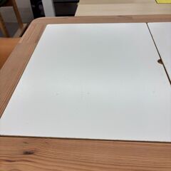 【ジモティー割引あり】【ジャングル守口店】天板収納テーブル　ローテーブル　の画像