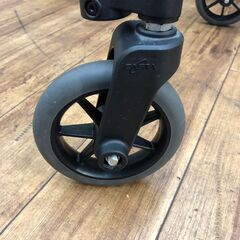 セーフティーアームウォーカー 歩行器  シルバー🚚自社配送時💳代引き可🚚(現金、クレジット、スマホ決済対応)の画像