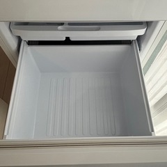 3ドア冷蔵庫SHARP SJ-GW35F-Wの画像