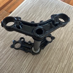 XJ400.550純正ステムトップブリッジの画像