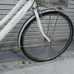 E651★限定特価　整備済み★ブリヂストン　アルベルト★ 中古自転車 【　26インチ　白　 】 の画像