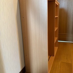 スライド式本棚の画像