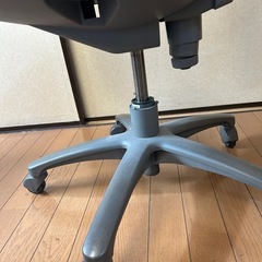 コクヨ　レグノチェアーの画像