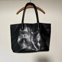 BEAMS カウレザー トートバッグ 黒 ビジネス/カジュアル兼用 大容量の画像