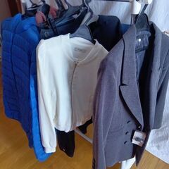 お話中　新品あり　美品　ジャケット、デニム、スーツ等13点セットの画像