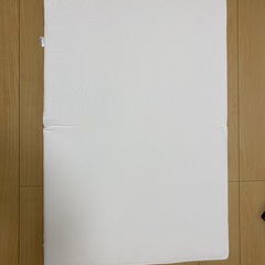 ベビーベッドマットレス(カバー付き)の画像