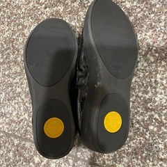 エナメルシューズの画像