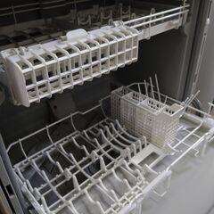 リユースのサカイ浦和店 【F284】★食洗機 パナソニック NP-TA4-W 2022 の画像