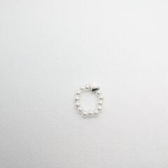 ハンドメイド ブレスレット 指輪  ２個セット 白の画像